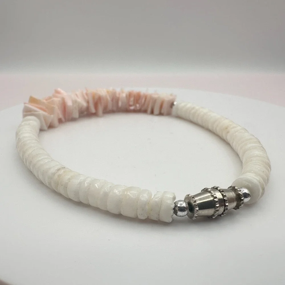 Vintage Y2K Pink White Heishe Beaded Bracelet Boho Women's Classic Jewelry